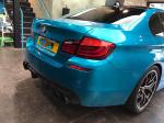 BMW M5 Gloss Atomic Teal by Impressive Wrap 2017 года (JP)